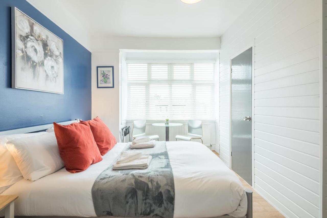 Private Room 4 With Kitchenette By Cb Stays No Minimum Stays CBG Екстериор снимка